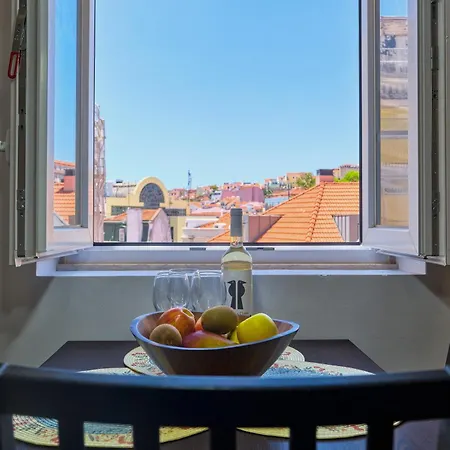Purple Break * Lisbon