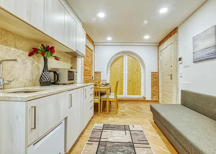 Purple Break Апартаменти Лісабон