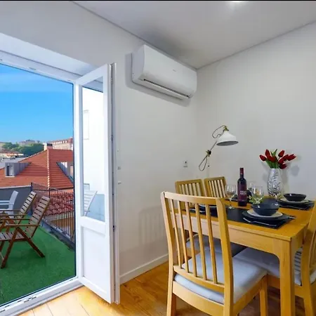 Purple Break アパート *